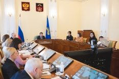 Корпоративные программы поддержк демографии обсудили в правительстве региона