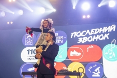 Для заполярных выпускников прозвучал последний школьный звонок
