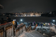 Более трех тысяч мурманчан приняли участие в купаниях в Крещениский сочельник