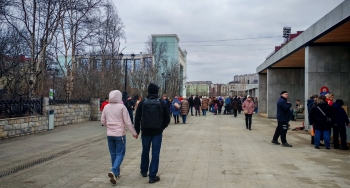 В Мурманске после реконструкции открылась пешеходная Ленинградская улица